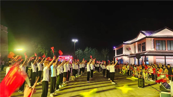 月光所照，皆為家國(guó)——景德鎮(zhèn)大型實(shí)景演出《china》國(guó)慶假期受到觀眾熱捧